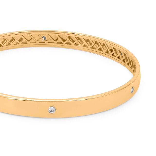 Tanishq 18 Karat Gold Bangle 2