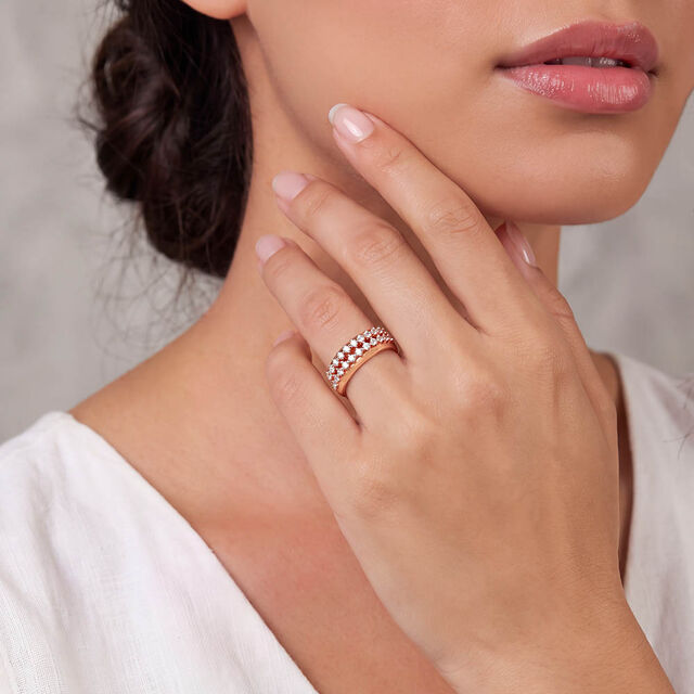 Tanishq 18 Karat Diamond Finger Ring for Women 3