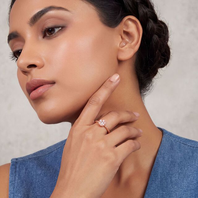 Tanishq 18 Karat Diamond Finger Ring for Women 3