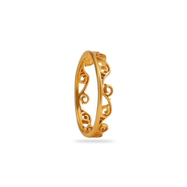Crown-Inspired Gold Finger Ring 4