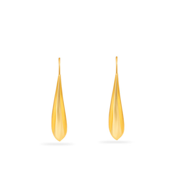 Sleek Gold Leaf Earrings 3