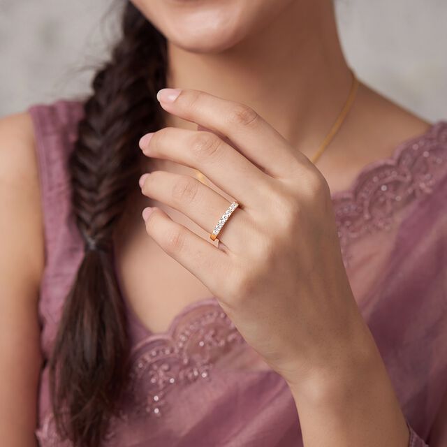 Tanishq 18KT Diamond Finger Ring for Women 2