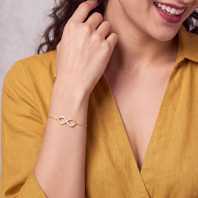 Tanishq 18KT Infinity Diamond Bracelet for Women 2