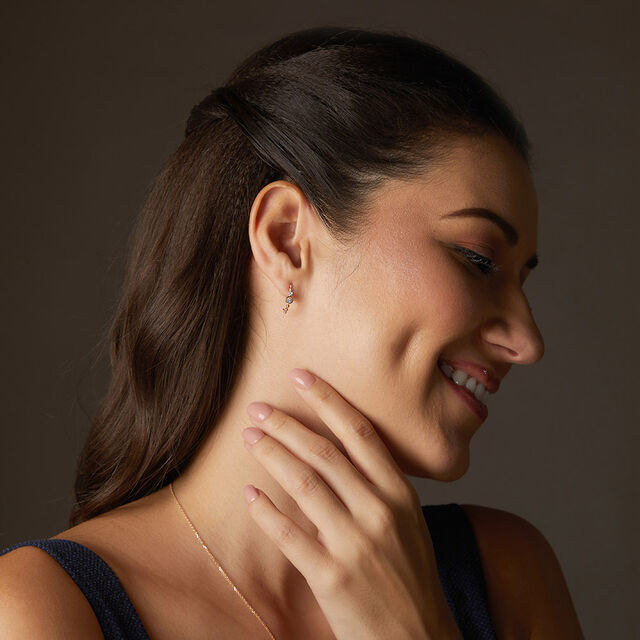 Tanishq Orbit Trail Huggie Earrings for Women 2