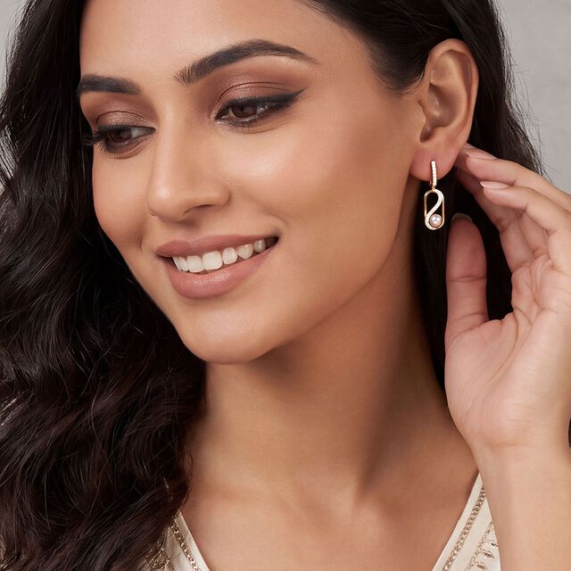 Tanishq 18KT Diamond Earrings for Women 2