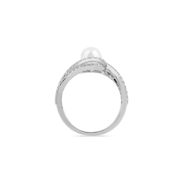 Tanishq 18KT Diamond Finger Ring for Women 3