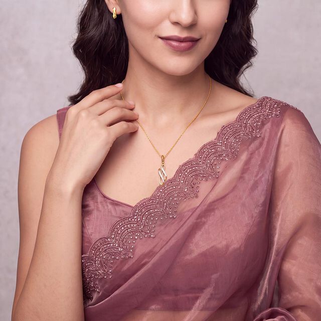 Tanishq 18KT Diamond Pendant for Women 3