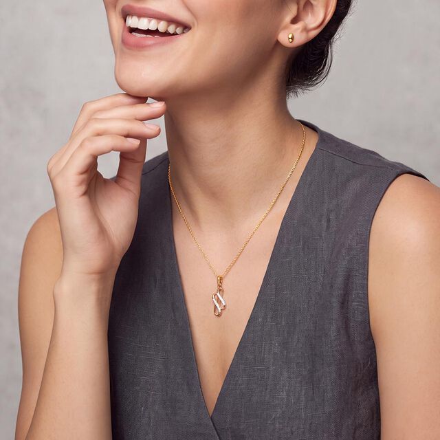 Tanishq 18KT Diamond Pendant for Women 2
