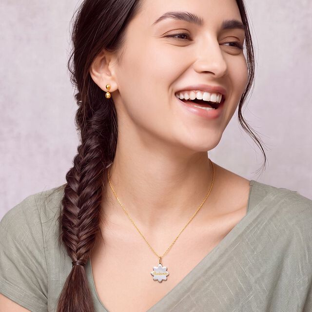 Tanishq 18KT Gold Pendant for Women 2