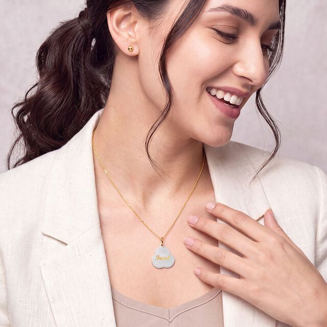 Tanishq 18KT Gold Pendant for Women 2