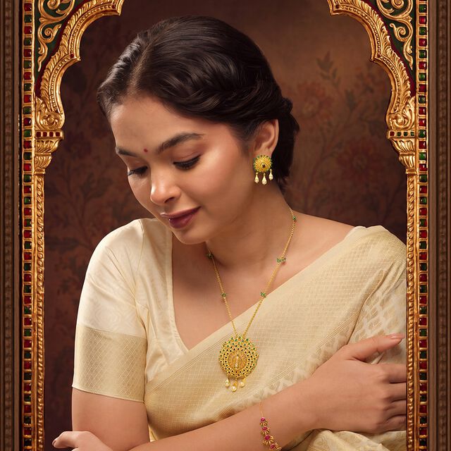 Tanishq 18KT Peacock Plume Emerald & Sapphire Necklace Set for Women 2