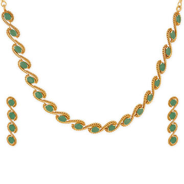 Tanishq 18KT Emerald Weave Necklace Set for Women