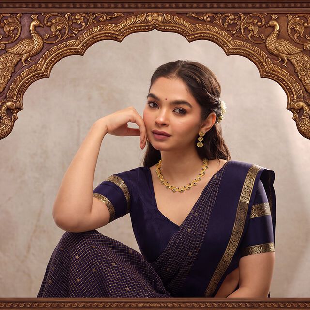 Tanishq 18KT Cosmic Night-Sky Sapphire Necklace Set for Women 3