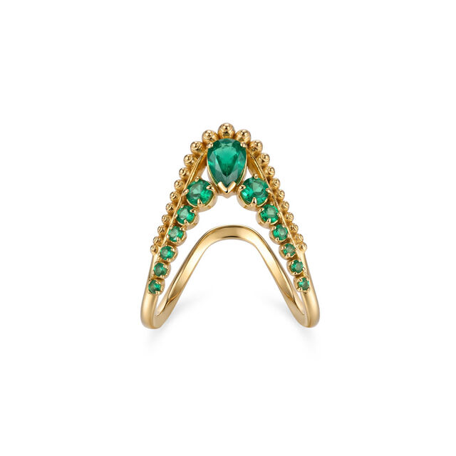 Tanishq 18KT Vivid Emerald Vanki Finger Ring for Women
