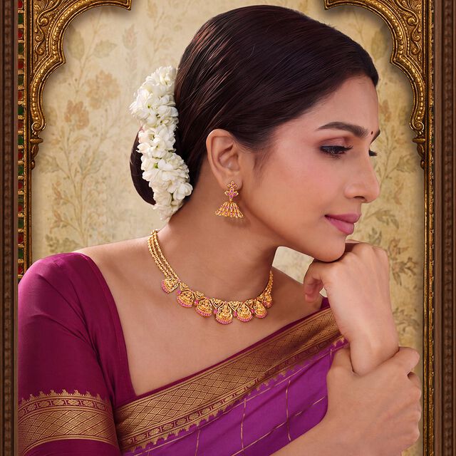 Tanishq 18KT Blooming Petal Jhumkas for Women 2