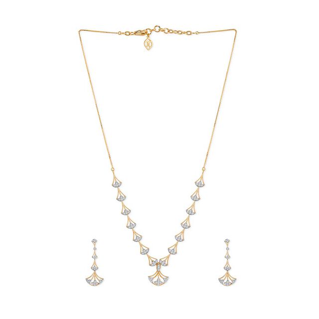 Tanishq 18KT Starburst Ixora Pendant Set for Women 