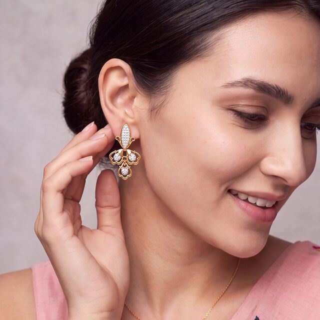 Tanishq 18KT Glistening Grove Earrings for Women 2