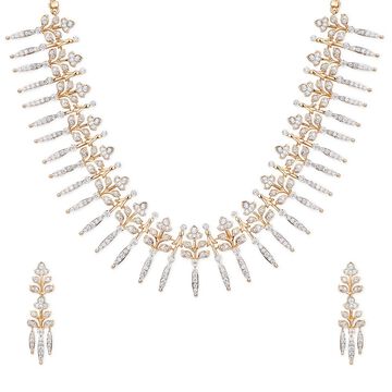 Tanishq 18KT Diamond Mullamottu Revival Necklace Set for Women