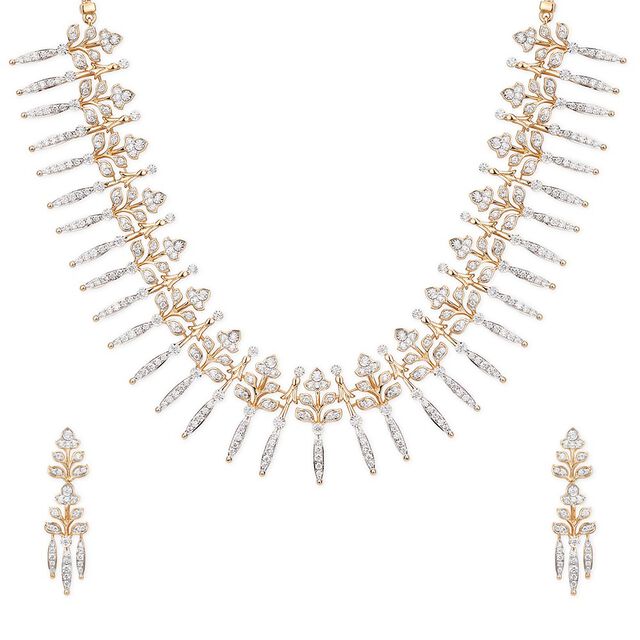 Tanishq 18KT Diamond Mullamottu Revival Necklace Set for Women 