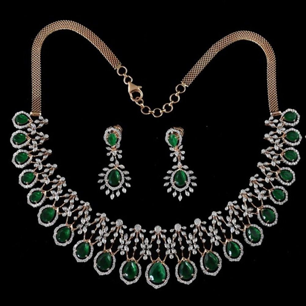 Emerald set tanishq top