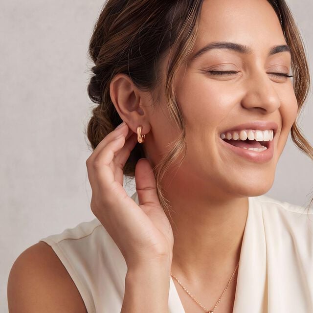 Tanishq 18KT Gold Earrings 2