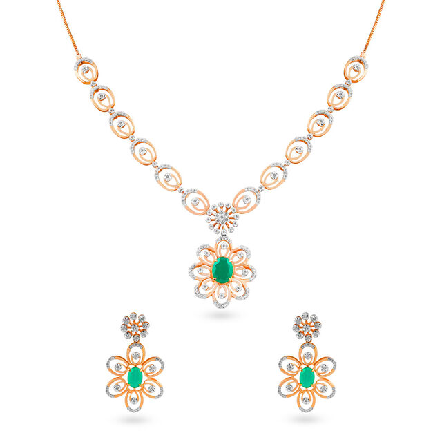 Tanishq 18 Karat Diamond Necklace Set for Women 2