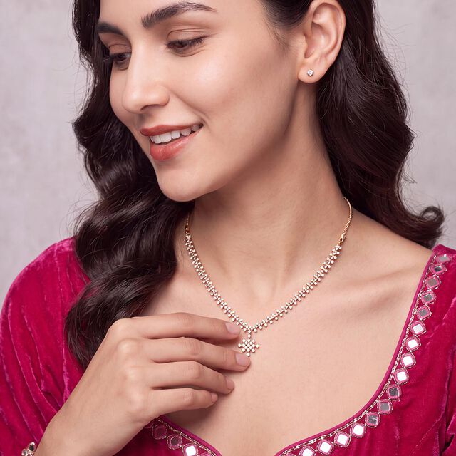 Tanishq 18KT Diamond Necklace for Women 3