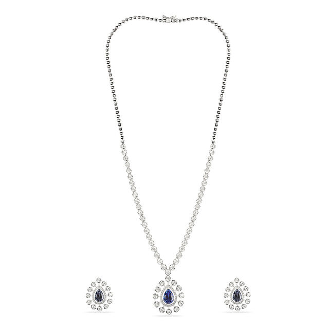 Tanishq 18 Karat Diamond Necklace Set for Women 2
