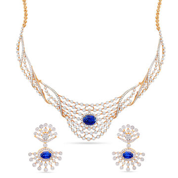 Tanishq 18 Karat Diamond Necklace Set for Women