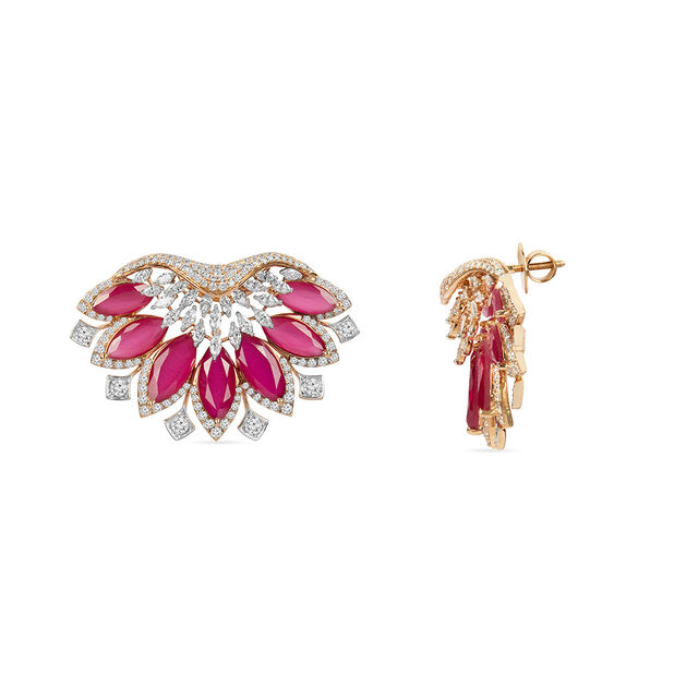 Tanishq 18KT Diamond Stud Earrings for Women 3
