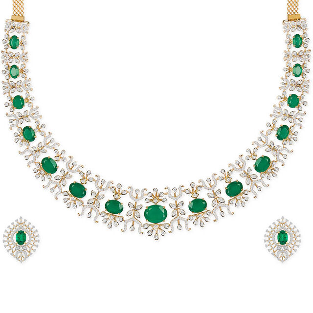 Tanishq 18KT Diamond Necklace Set for Women 2