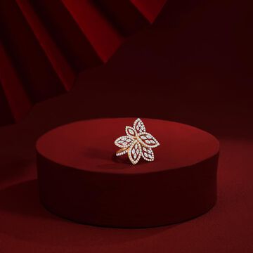 Exquisite Diamond Finger Ring