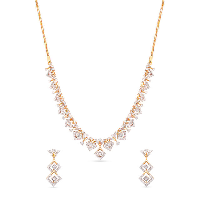 Tanishq 18 Karat Diamond Necklace Set for Women 2