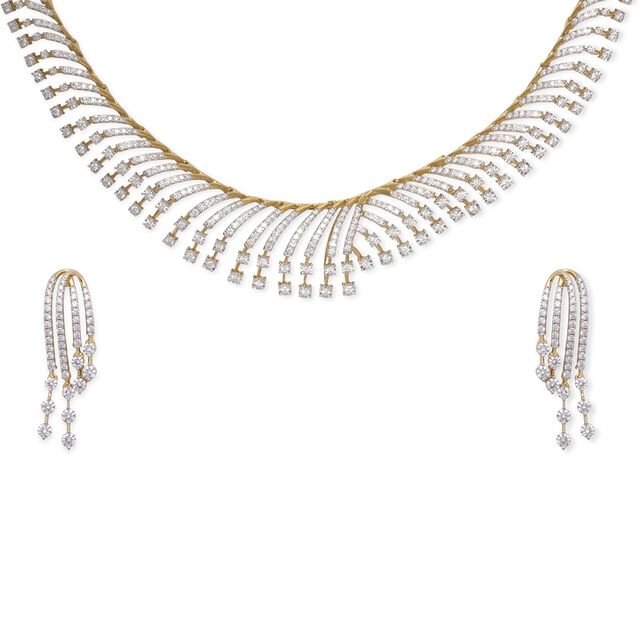 Tanishq 18KT Diamond Necklace Set 2