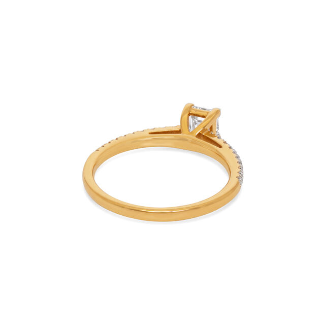 Tanishq 18KT Gold Finger Ring 4