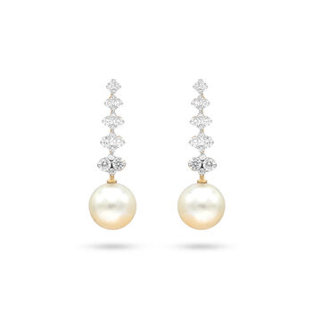 Diamonds Meet Pearls earrings