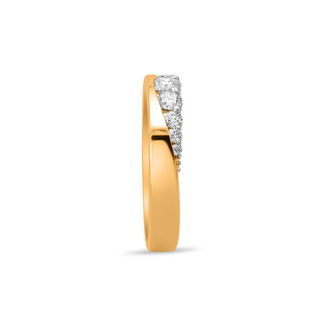 Curved Diamond Unity Band