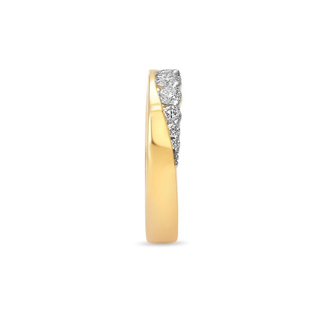 Tanishq 18 Karat Gold Finger Ring 