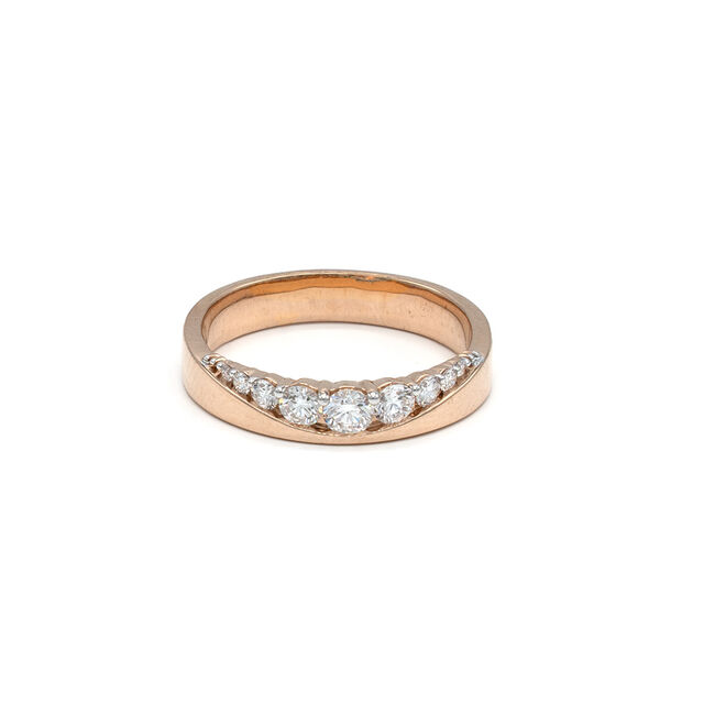 Radiant Curve Diamond Band