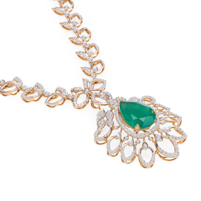 Tanishq 18KT Diamond Necklace for Women 3