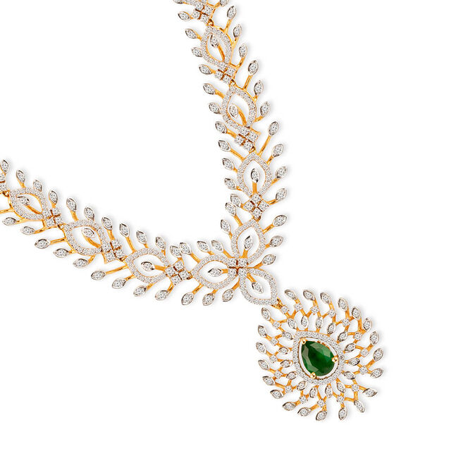 Tanishq 18KT Diamond Necklace for Women 3
