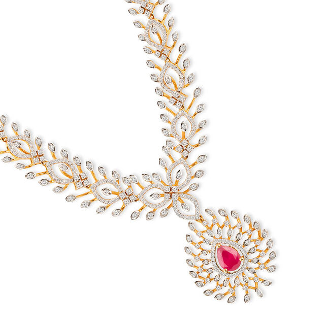 Tanishq 18KT Diamond Necklace for Women 7