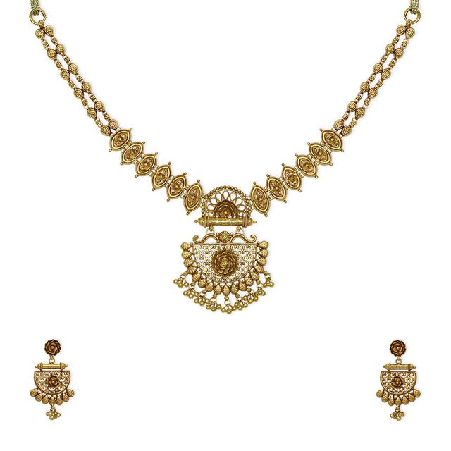 Tanishq 18KT Gold Necklace Set 