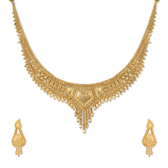 Tanishq 22KT Gold Necklace Set 