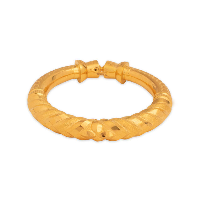 Legacy of Elegance Traditional Gold Bangle,,hi-res 3