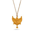 Elegant Crescent Moon Gold Pendant 
