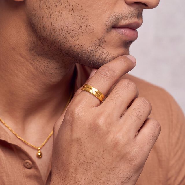Dapper 22 Karat Yellow Gold Striped Finger Ring,,hi-res 2