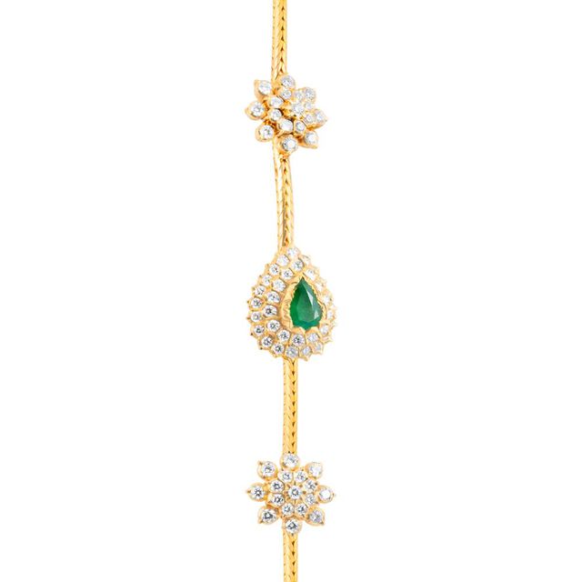 Gem-Adorned Gold Chain Necklace 4