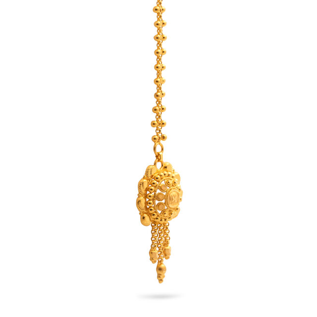 Tanishq Gold Maang Tikka 2