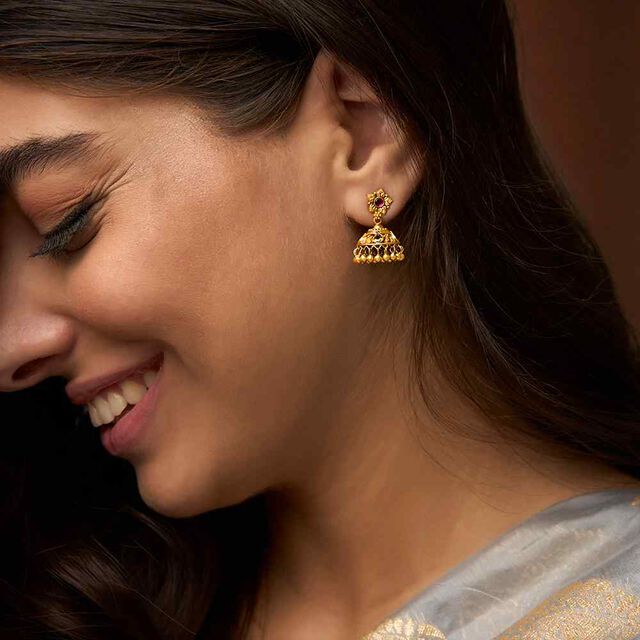 Tanishq 22KT Synthetic Stone Pendant with Earring for Women 2
